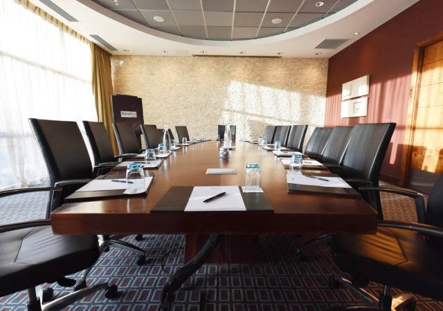Finding The Right Meeting Room For Rent