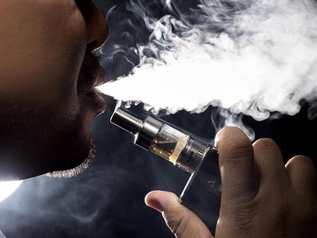 What is an electronic cigarette?