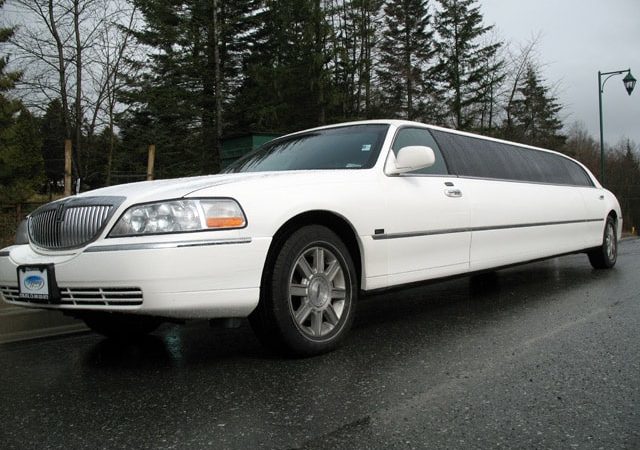 Hiring a Limo Rental